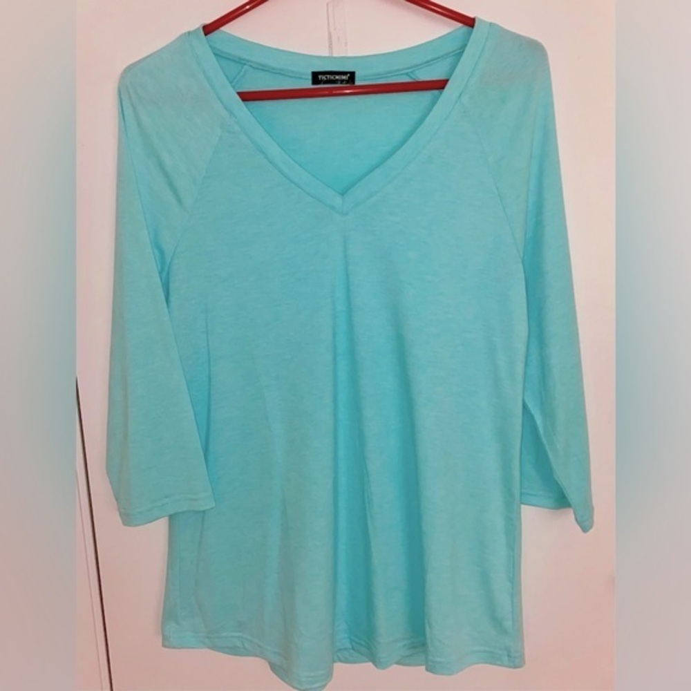 Amazon Blue V Neck Quarter Sleeve Top